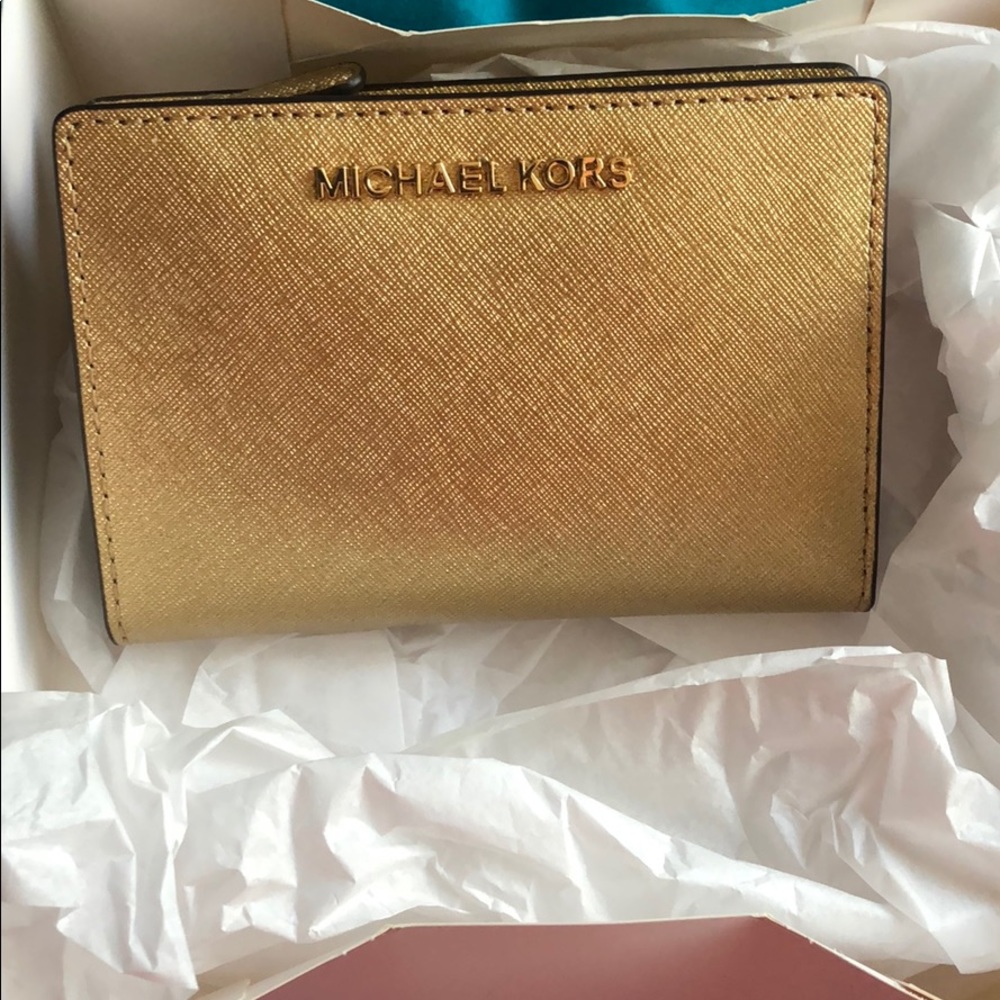 Michael Kors wallet